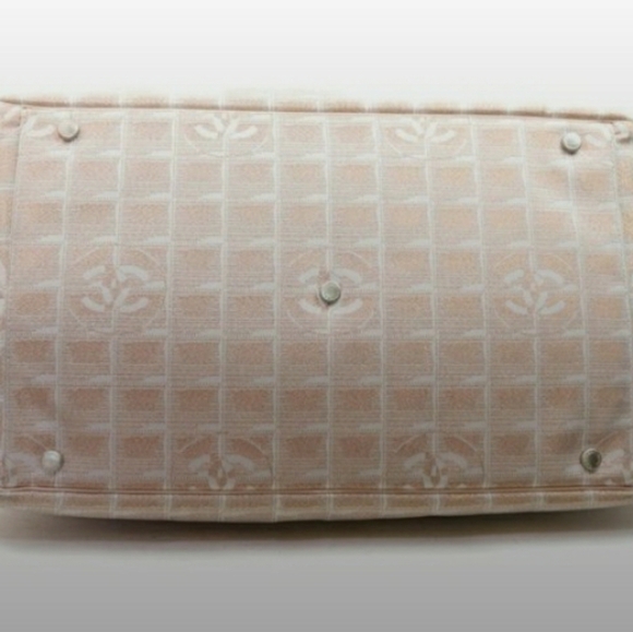 đ
șauth Chanel Travel Line Tote Bag Fabric #N6999H78 - Picture 7 of 15